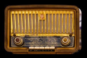 history of the radio